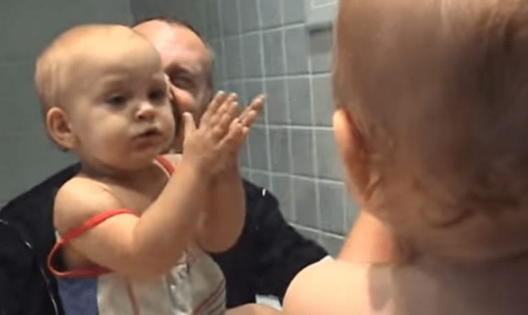 Este adorable bebé aún no sabe hablar, pero ya canta flamenco ¡No te lo pierdas!