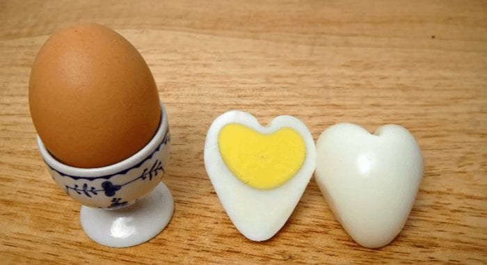 huevo forma corazon
