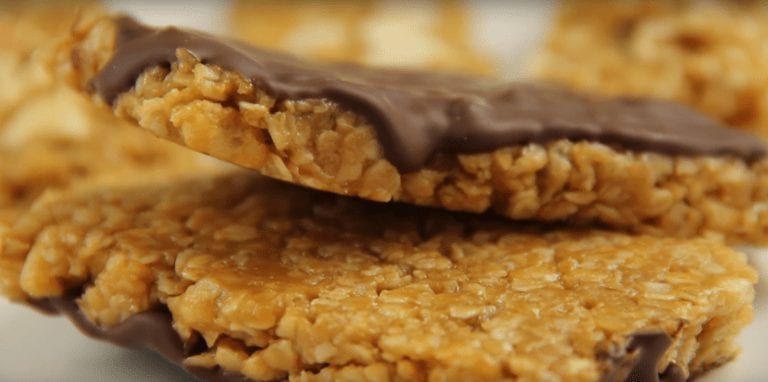 Aprende a hacer tus propias barritas de cereales y di adiós a los aditivos artificiales