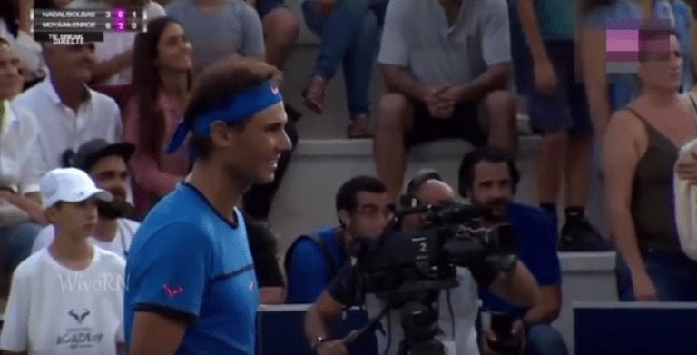 Paran este partido de tenis por un motivo muy importante y entonces ocurre algo insólito