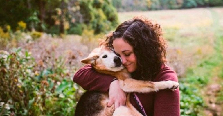 Una mujer escribe una preciosa carta a su perro fallecido donde habla por todas las mascotas