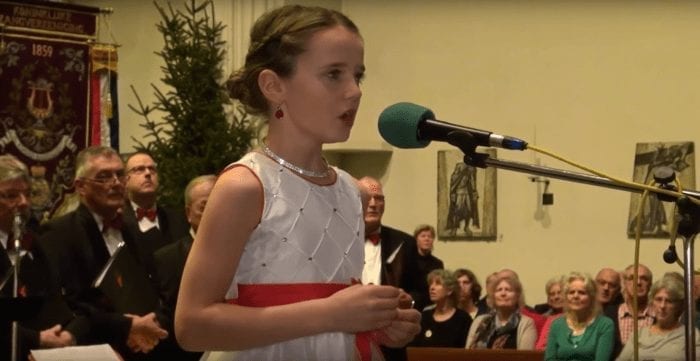 chica talento cantar2