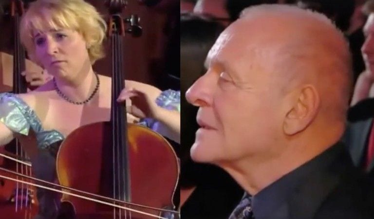 Anthony Hopkins no puede contener la emoción al escuchar un vals que compuso hace muchos años