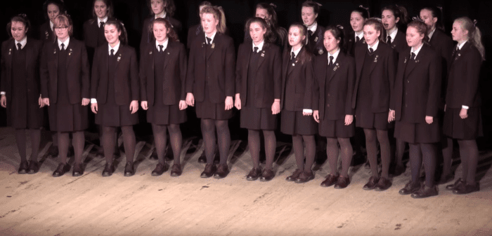 cancion queen version2