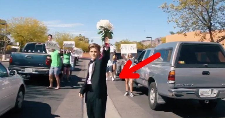 Un adolescente recrea una escena de La La Land por un motivo muy especial