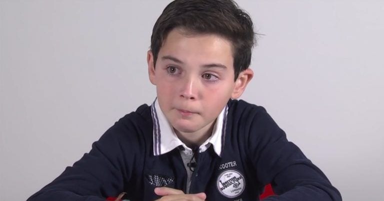 La reacción admirable de unos niños delante del maltrato animal