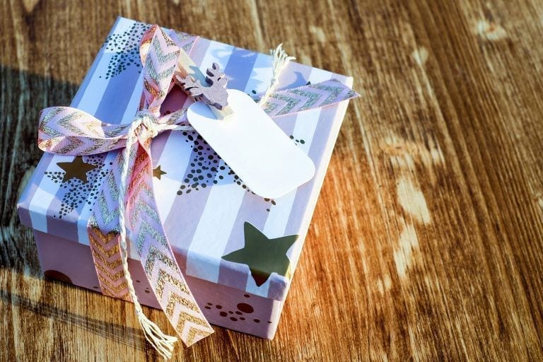 Etiquetas decorativas: el toque de distinción a nuestros regalos