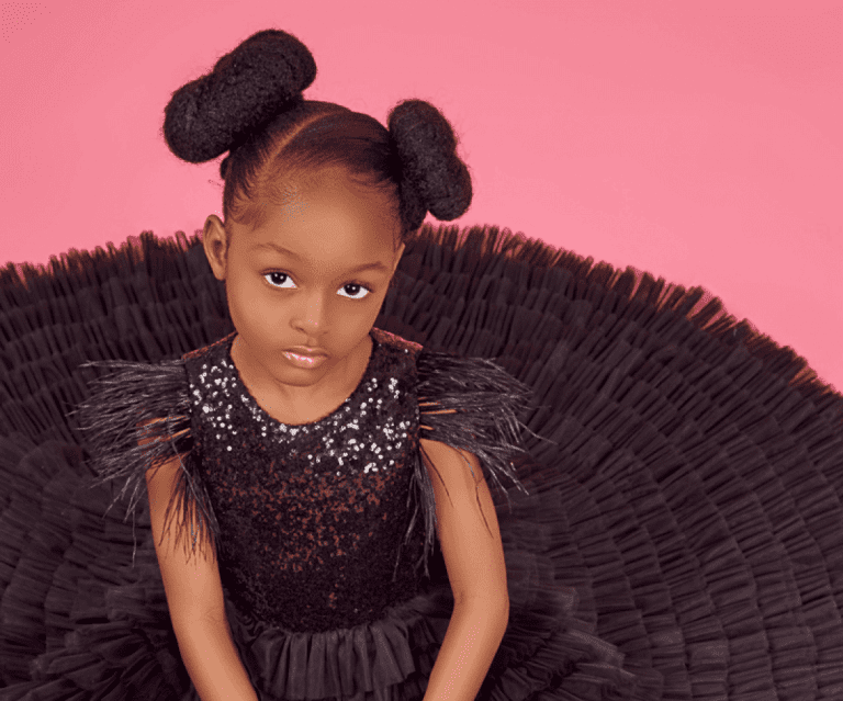 Jare Ijalana bautizada la niña mas hermosa del mundo